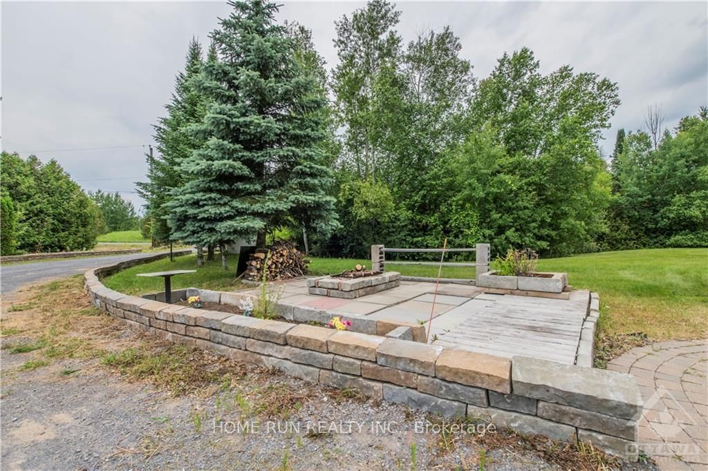840 David Manchester Road • Carp, ON photo 27