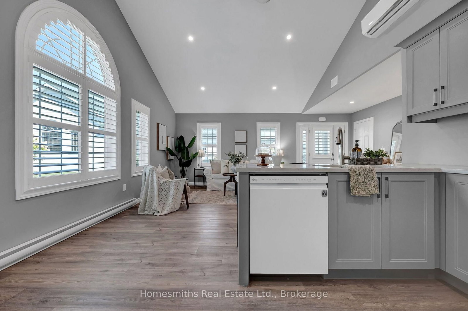 300 Croft Street • #404 • Port Hope, ON photo 23