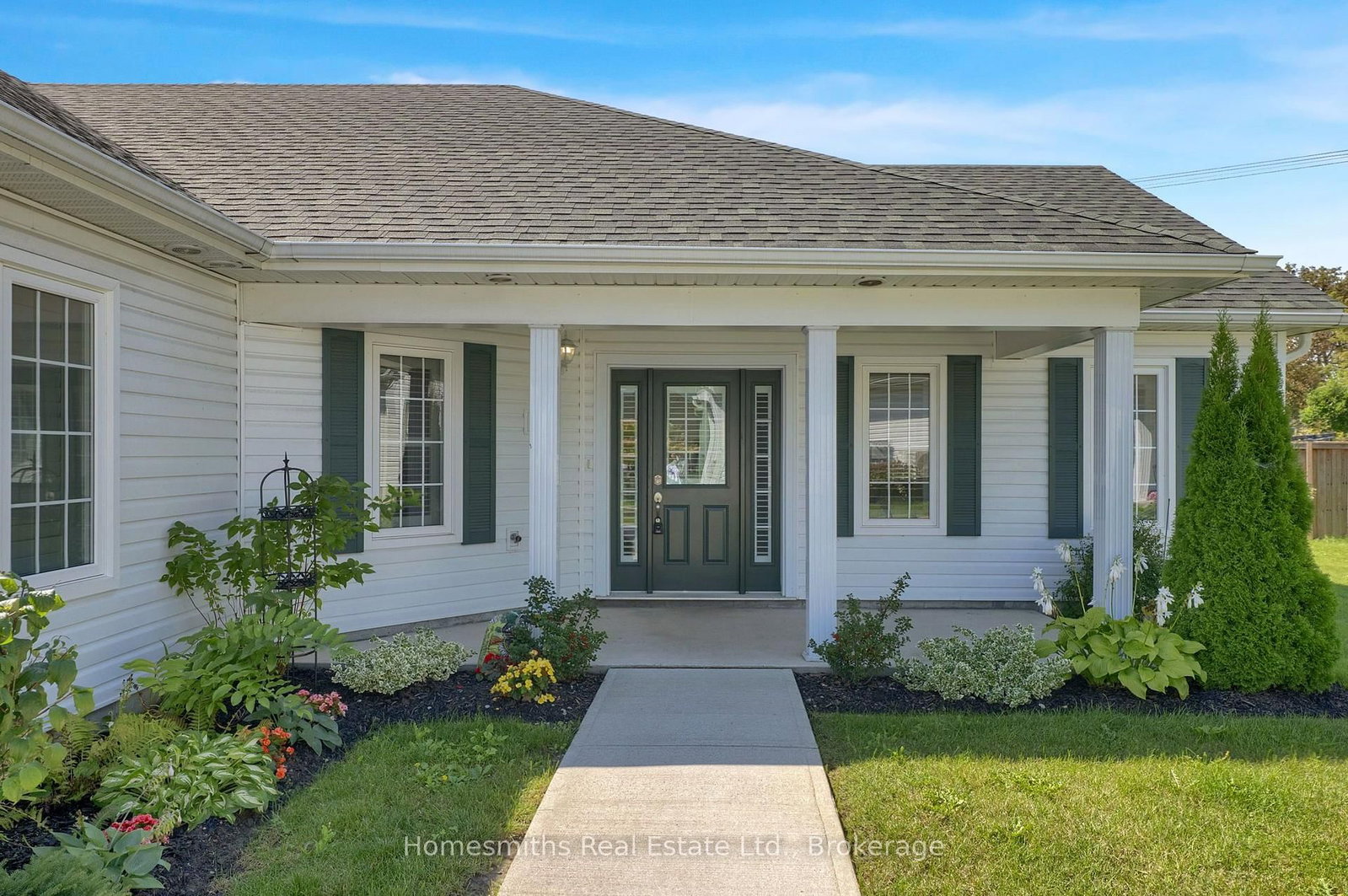 300 Croft Street • #404 • Port Hope, ON photo 3