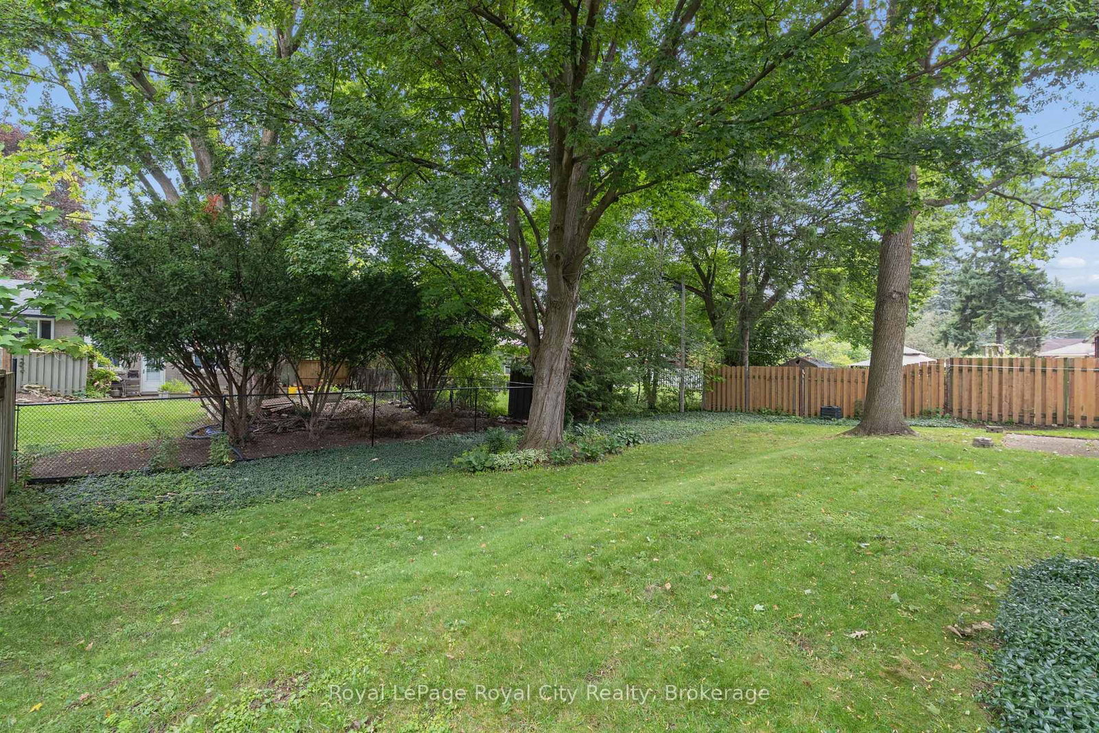 62 Rodney Boulevard • Guelph, ON photo 30