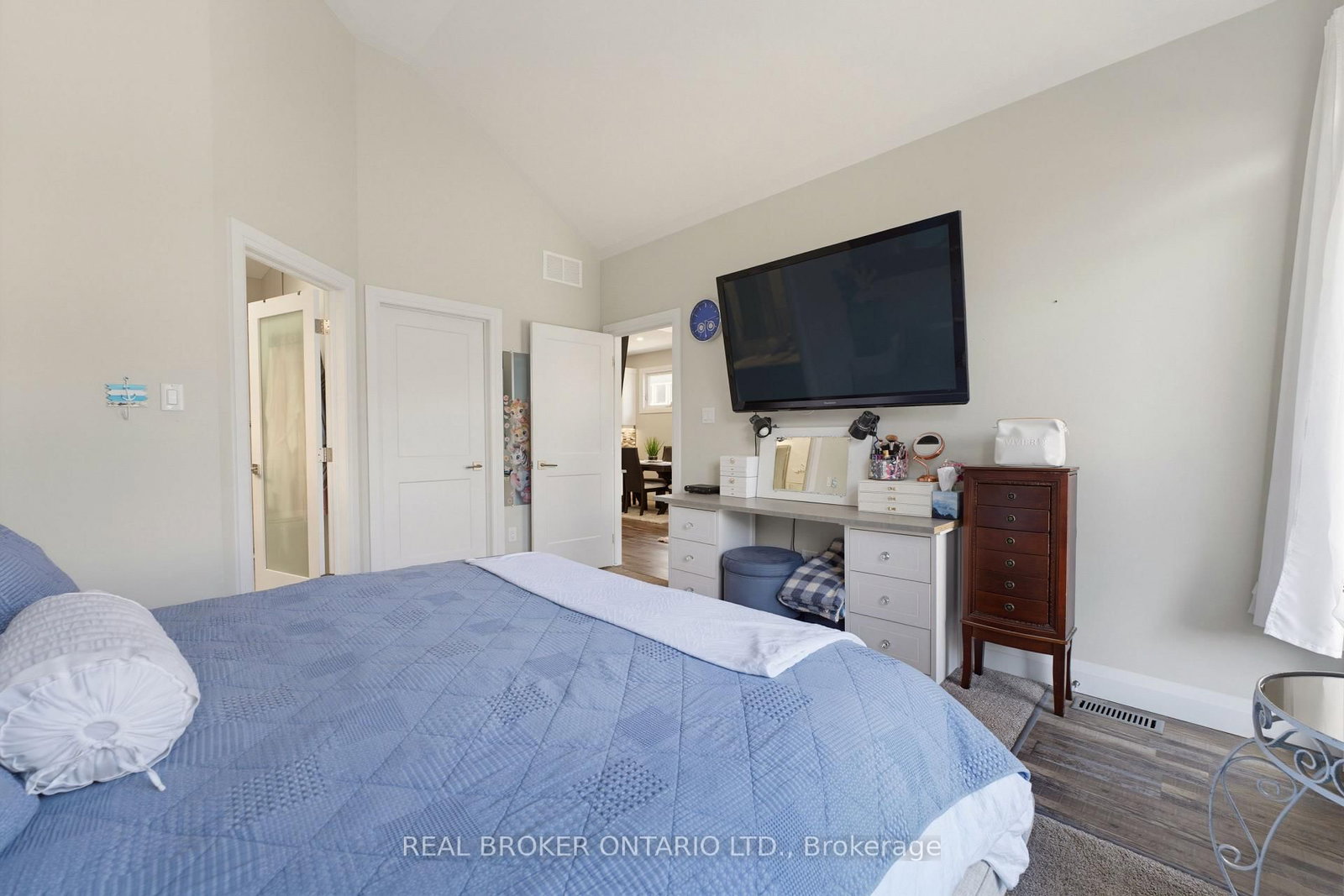 98 Woodberry Crescent • Woolwich, ON photo 10