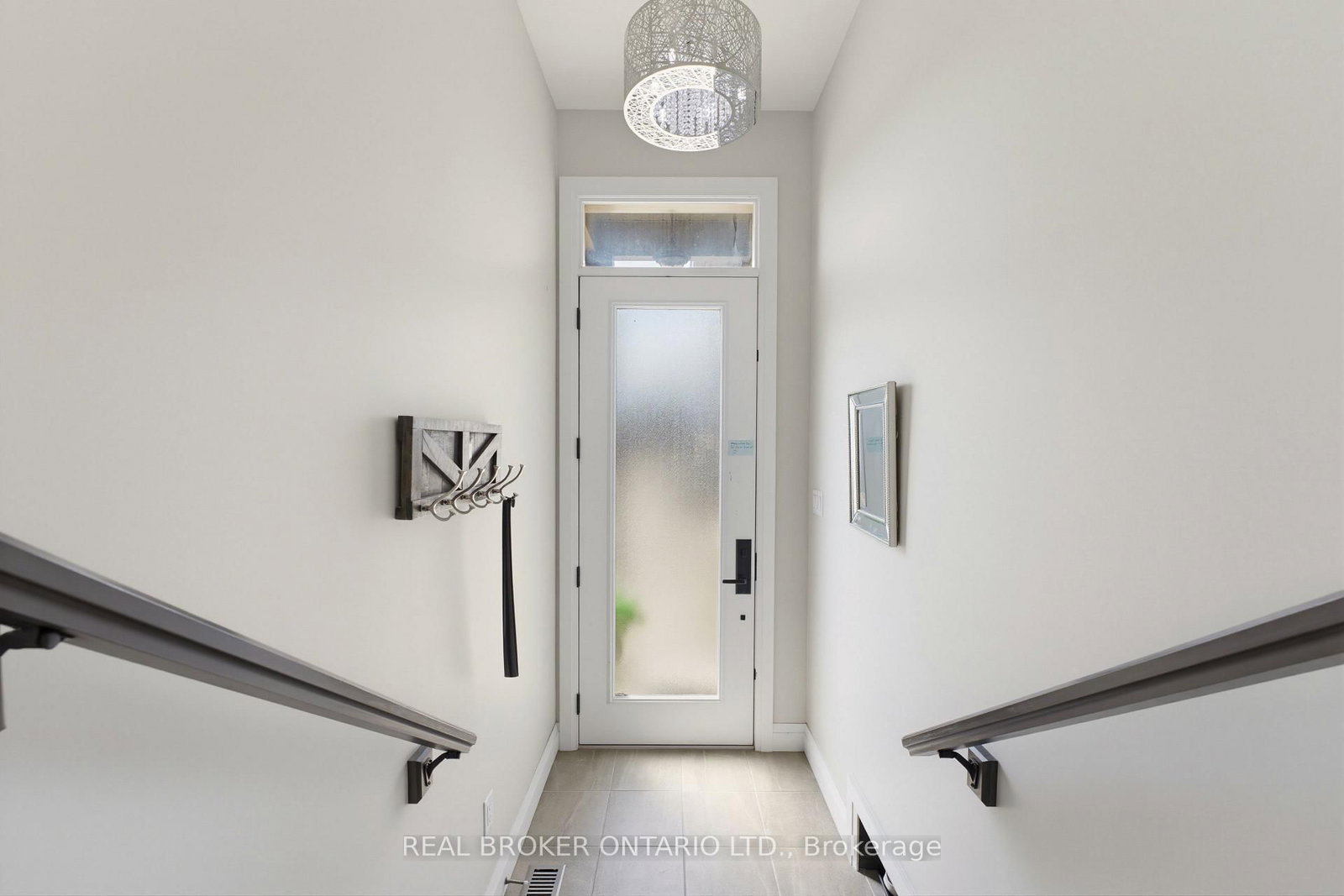 98 Woodberry Crescent • Woolwich, ON photo 3