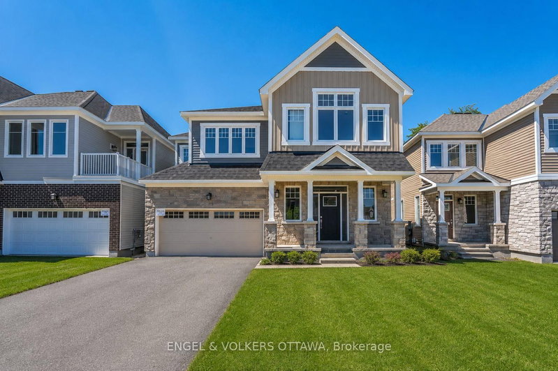 89 Hackamore Crescent