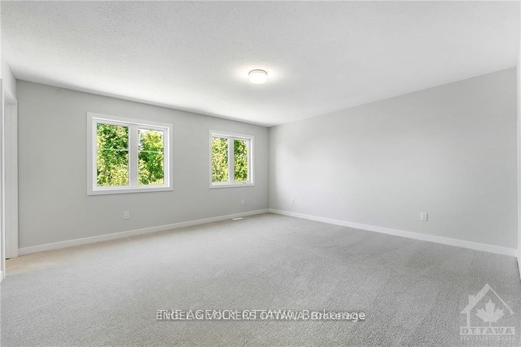 89 Hackamore Crescent • Richmond, ON photo 11
