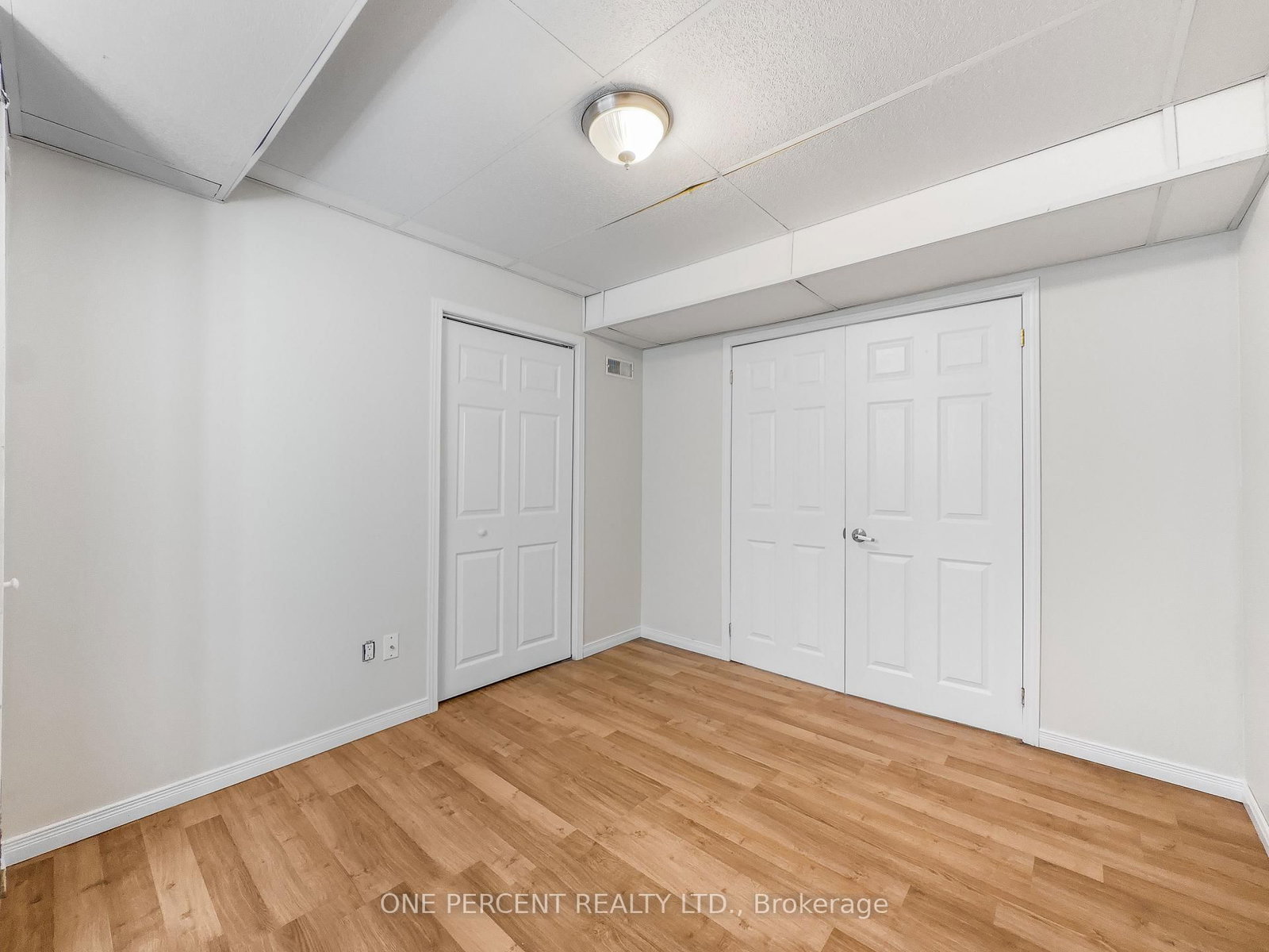 27 FARADAY Gardens • Belleville, ON photo 22
