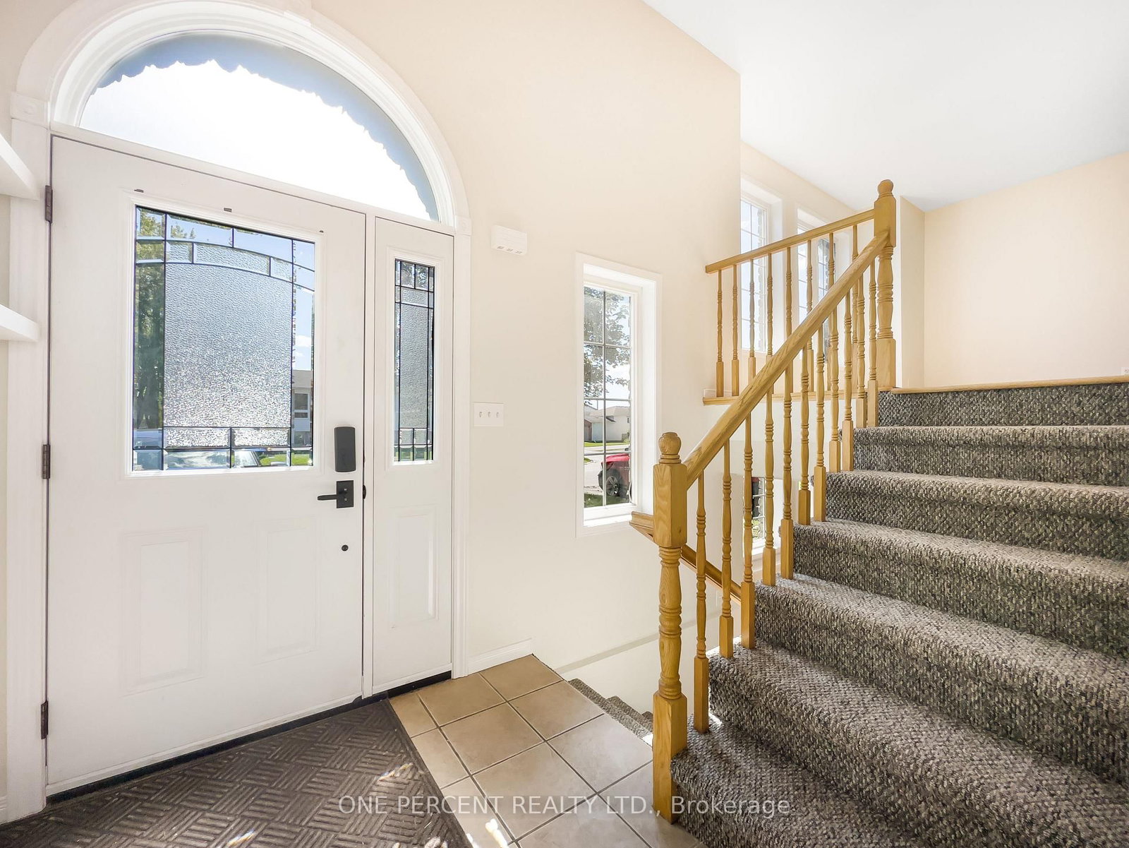 27 FARADAY Gardens • Belleville, ON photo 3