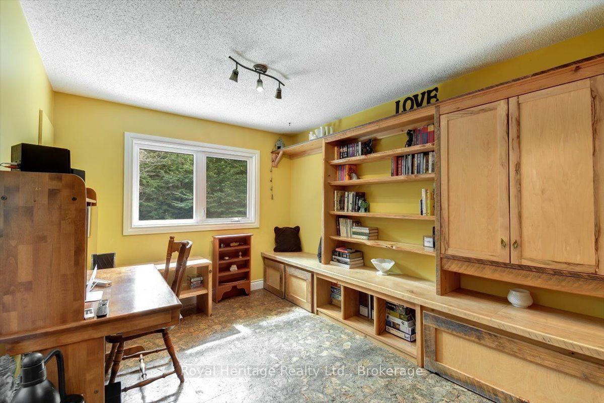 174 Bierworth Road • Bancroft, ON photo 11