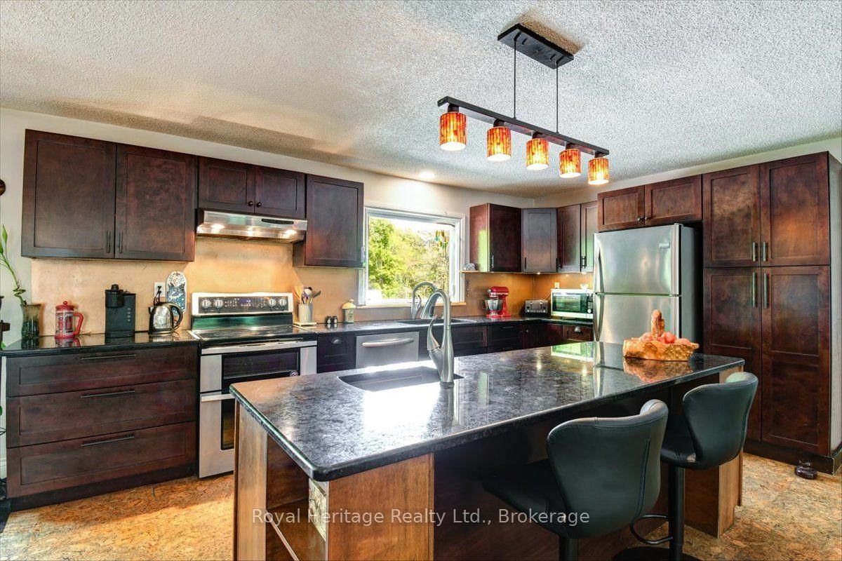 174 Bierworth Road • Bancroft, ON photo 5