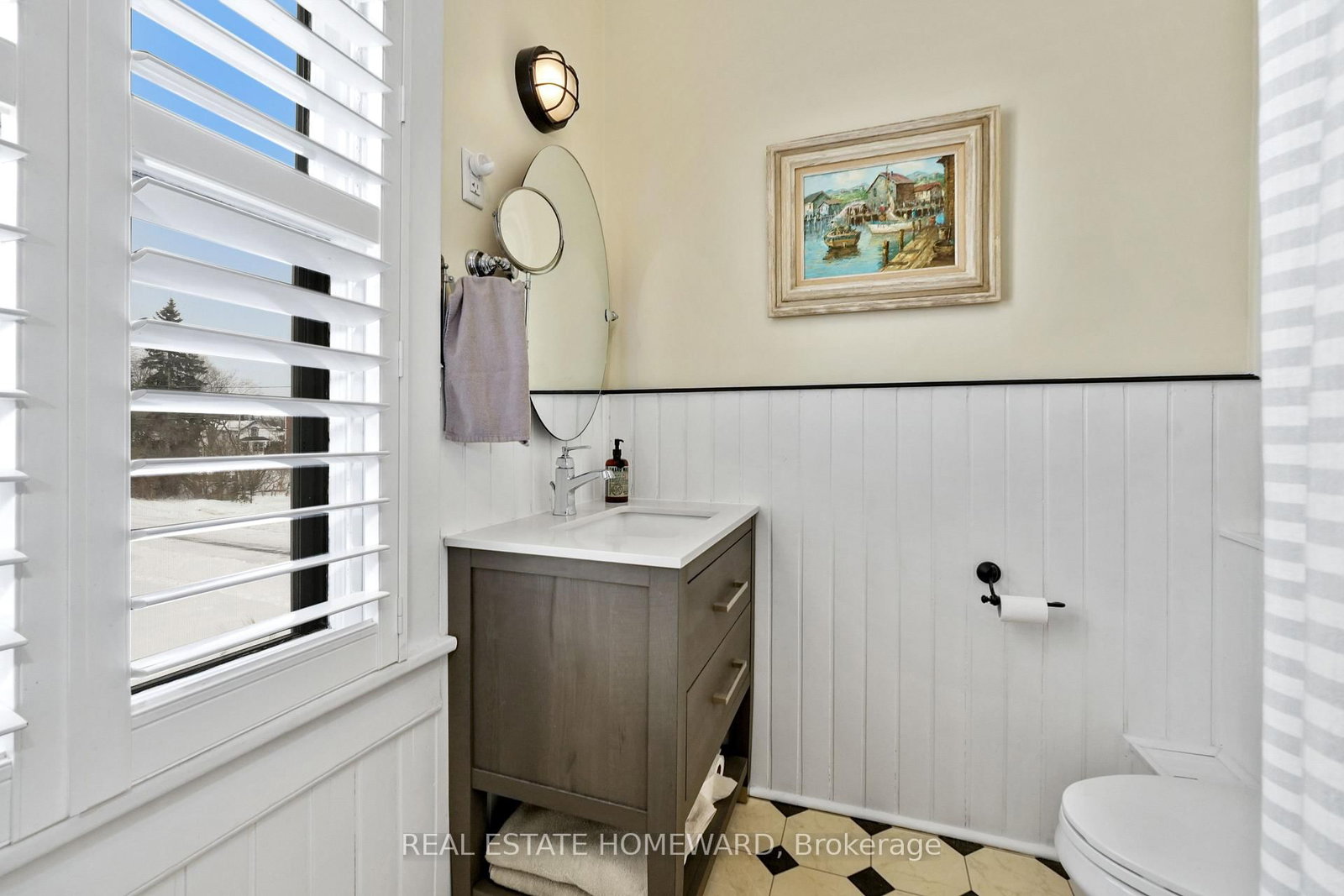 96 James Street W • Cobourg, ON photo 20