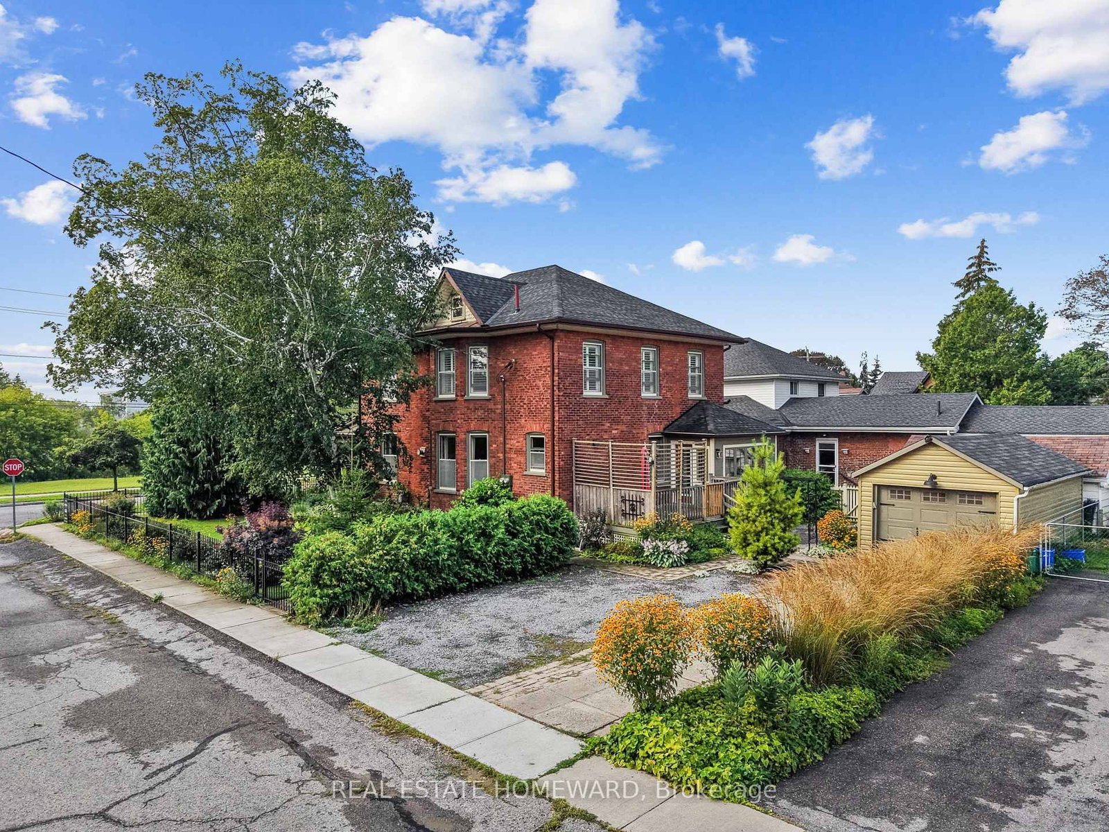 96 James Street W • Cobourg, ON photo 27