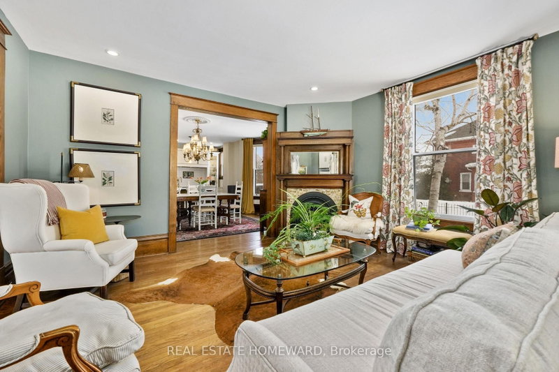 96 James Street W