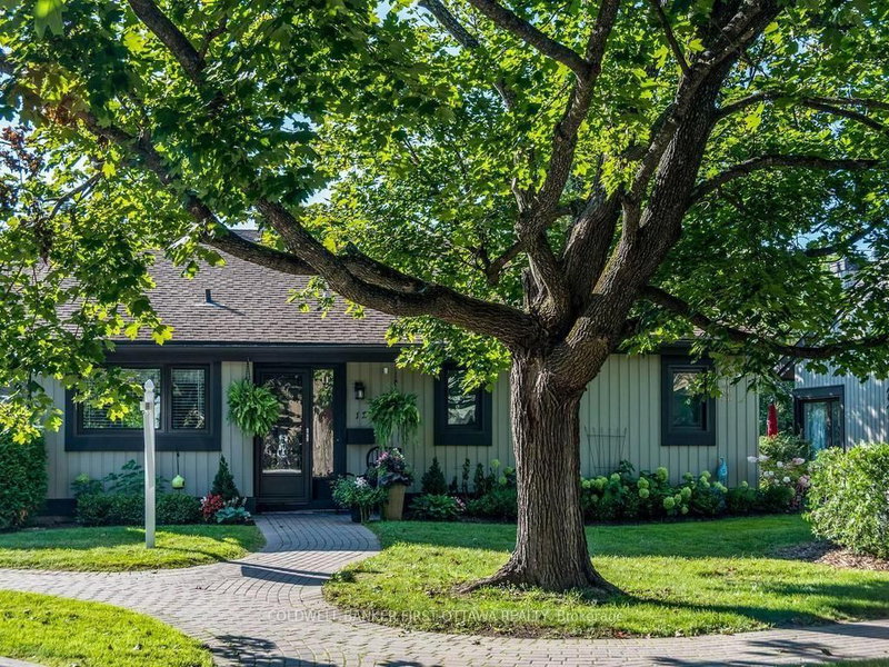 12 Kittansett Court
