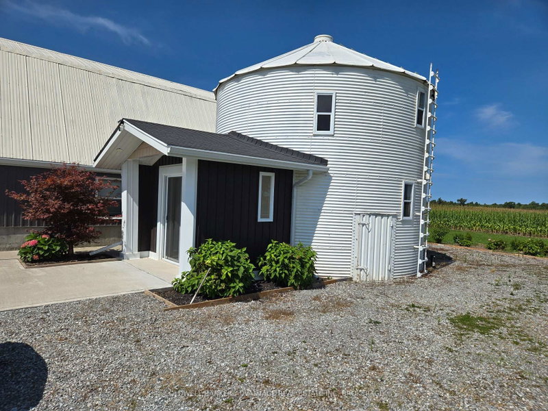 8731 Ridge Road