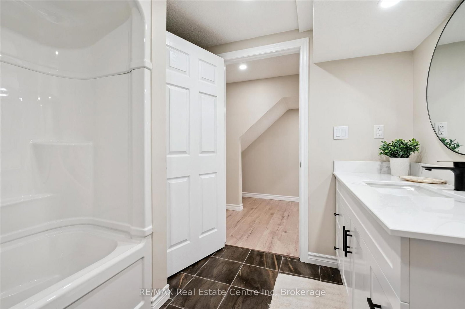 556 Black Street • Centre Wellington, ON photo 37