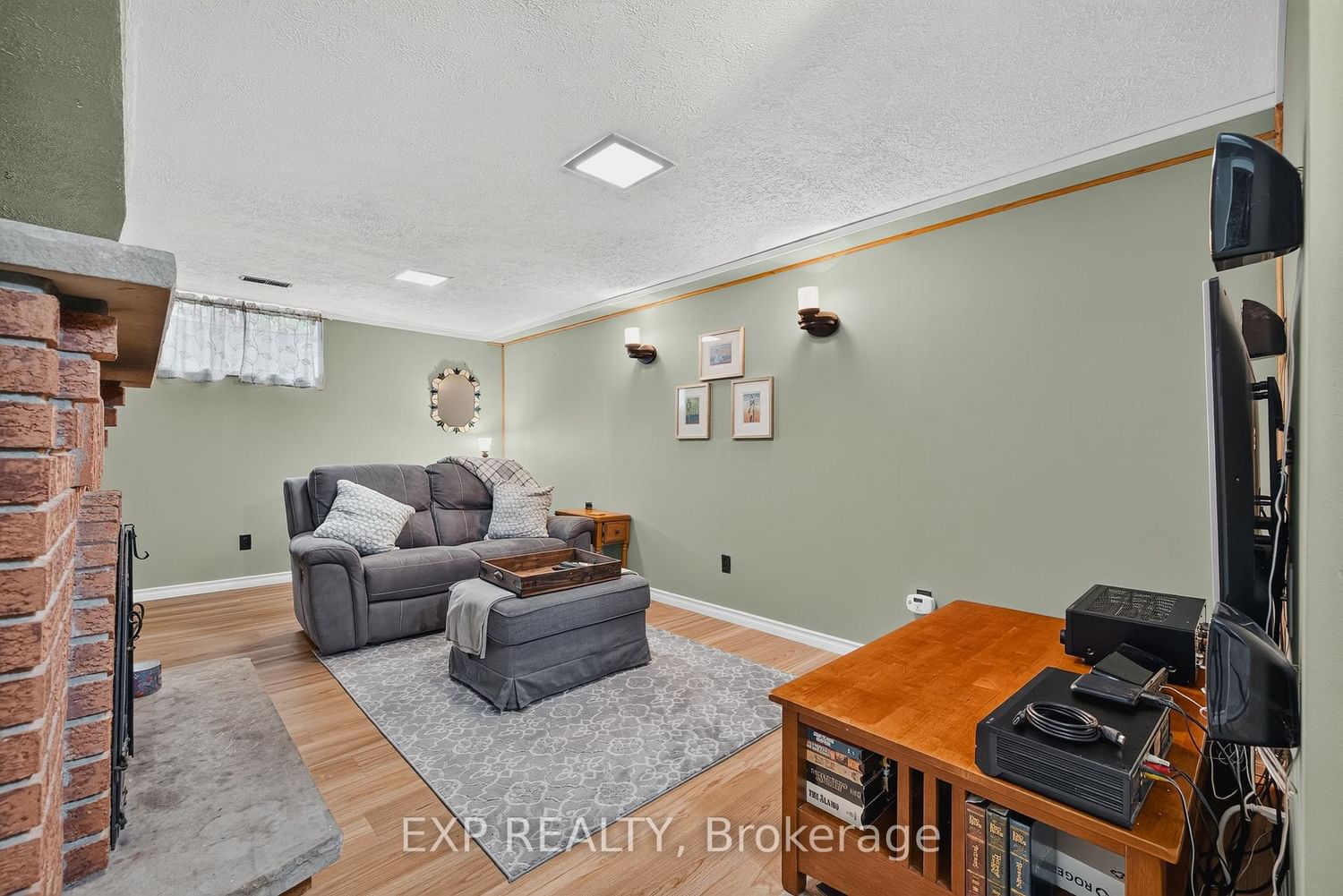 1393 Pineview Avenue • Cambridge, ON photo 27