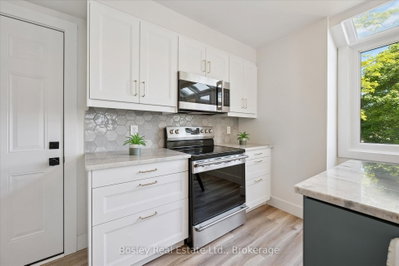 52 Stirling MacGregor Drive • Cambridge, ON photo 8