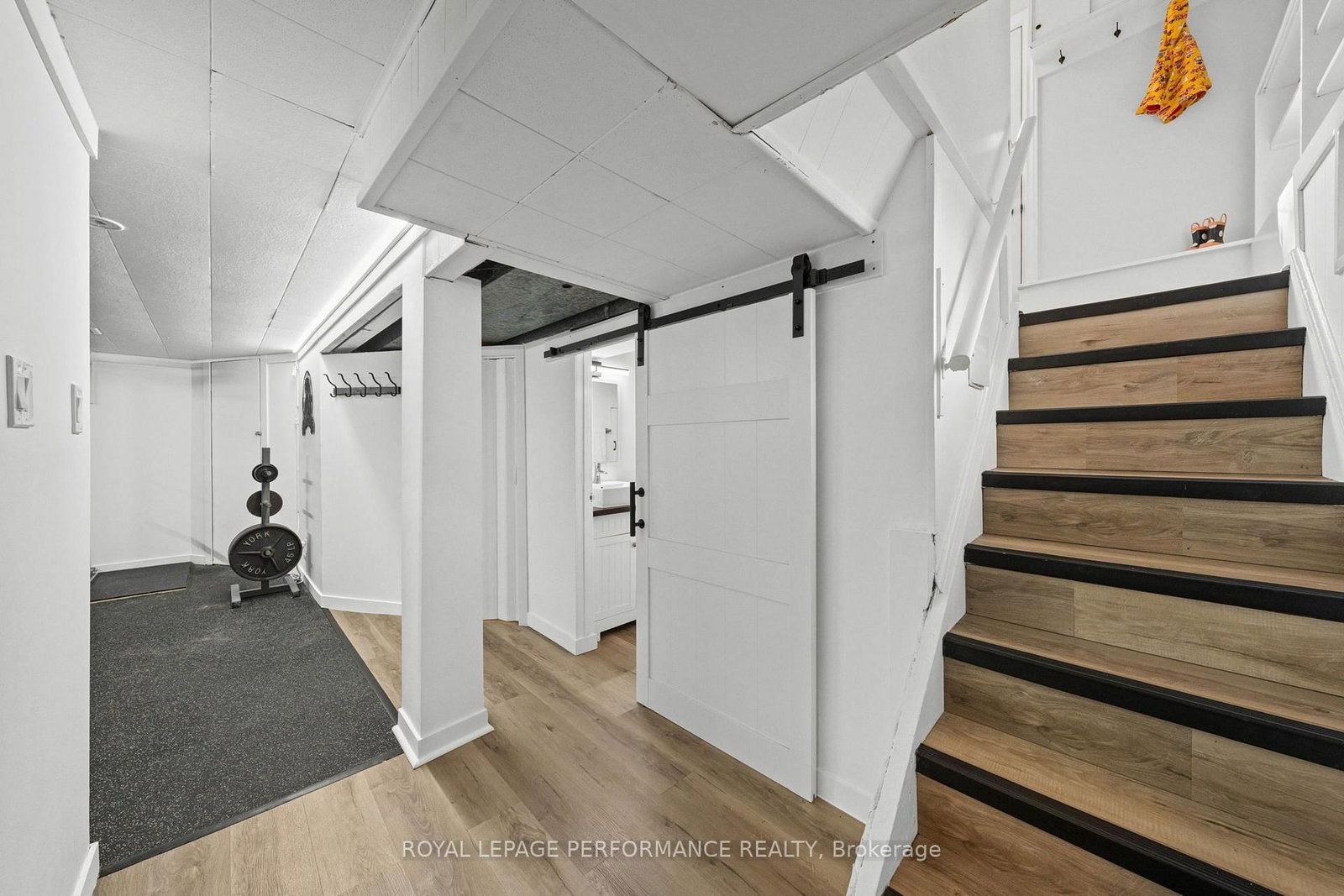 814 Raglan Avenue • Ottawa, ON photo 29