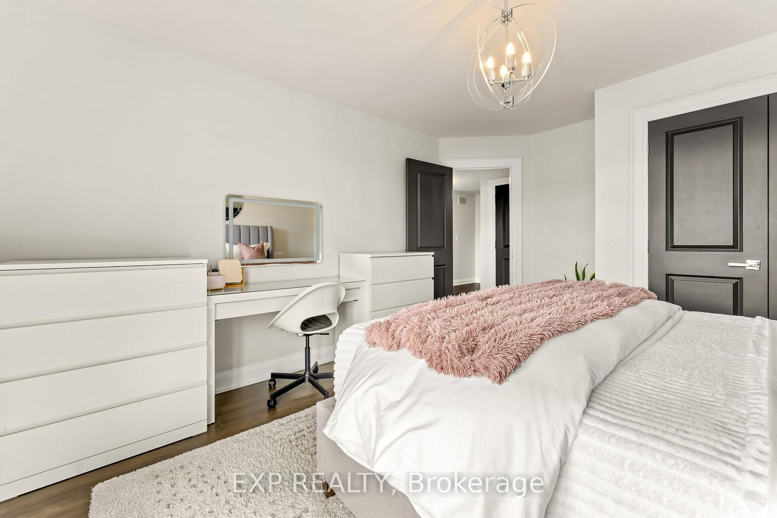 7 Seacove Court • Hamilton, ON photo 28