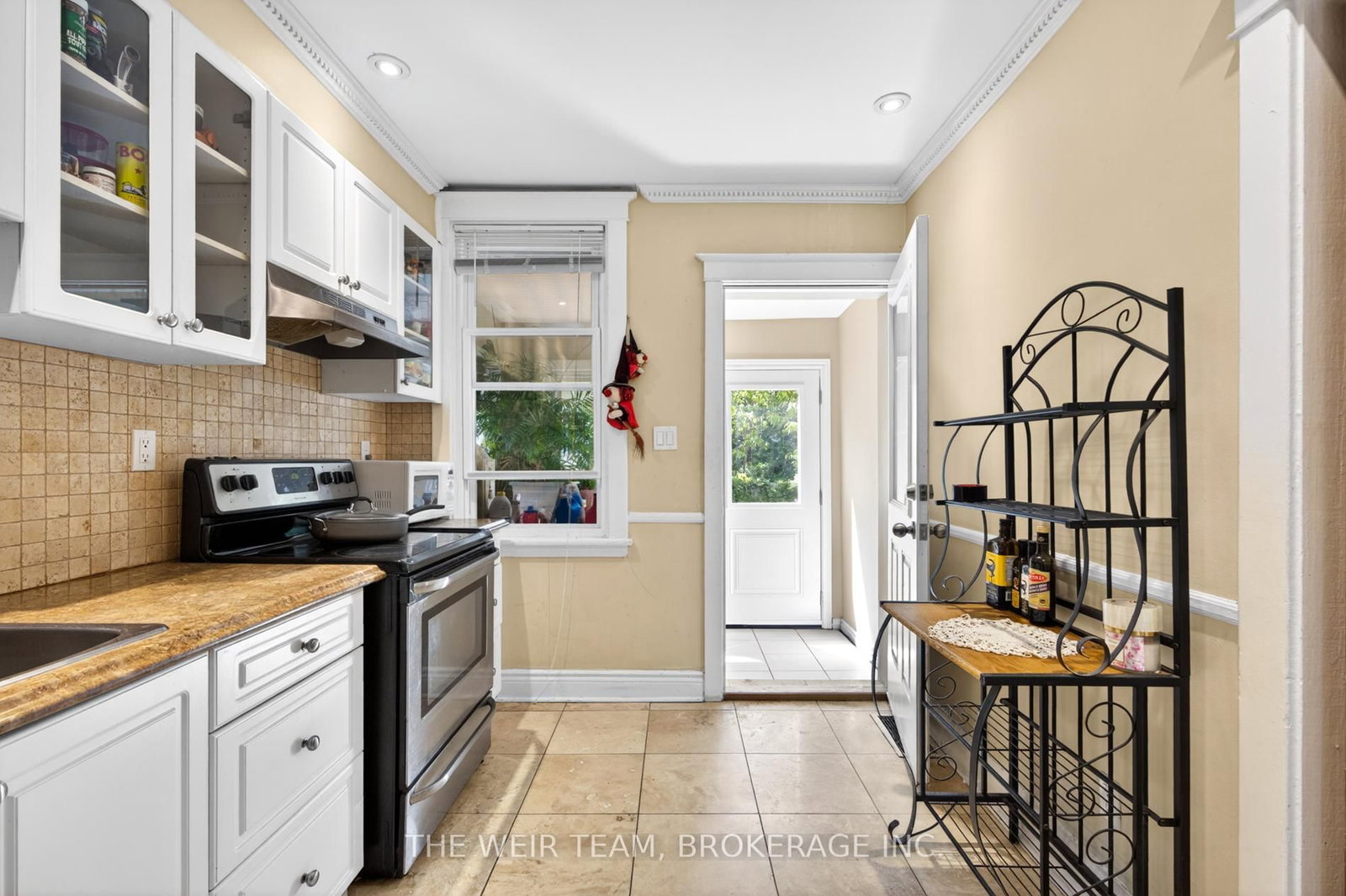 226 Ottawa Street S • Hamilton, ON photo 18