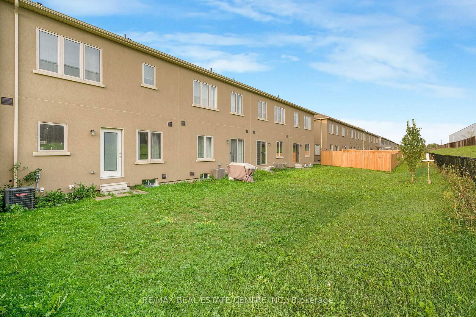 71 Bilanski Farm Road • Brantford, ON photo 33