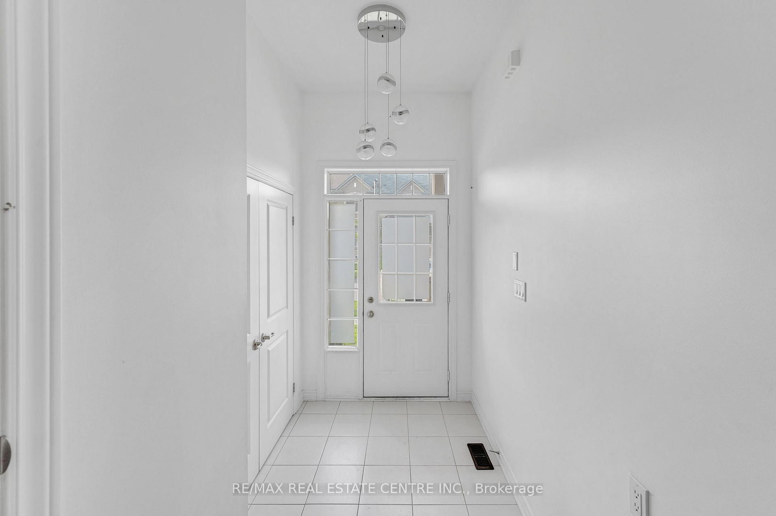 71 Bilanski Farm Road • Brantford, ON photo 8