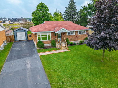 188 Queen Street • North Middlesex, ON photo 2