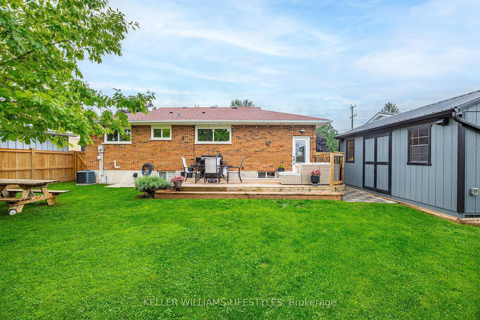 188 Queen Street • North Middlesex, ON photo 33