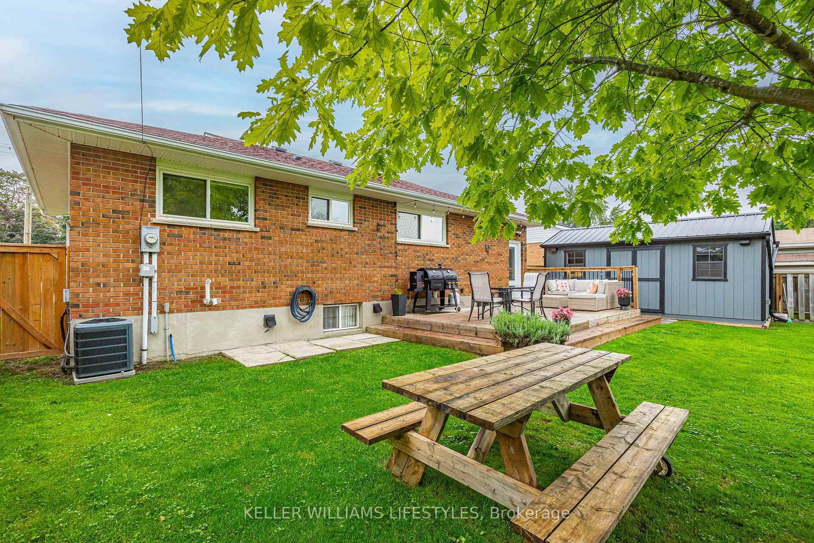 188 Queen Street • North Middlesex, ON photo 34