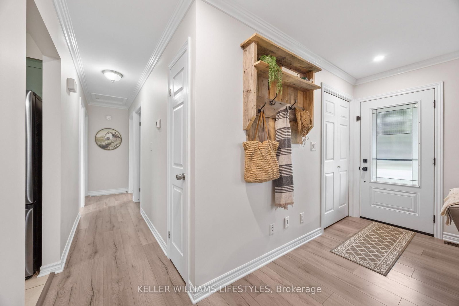 188 Queen Street • North Middlesex, ON photo 5