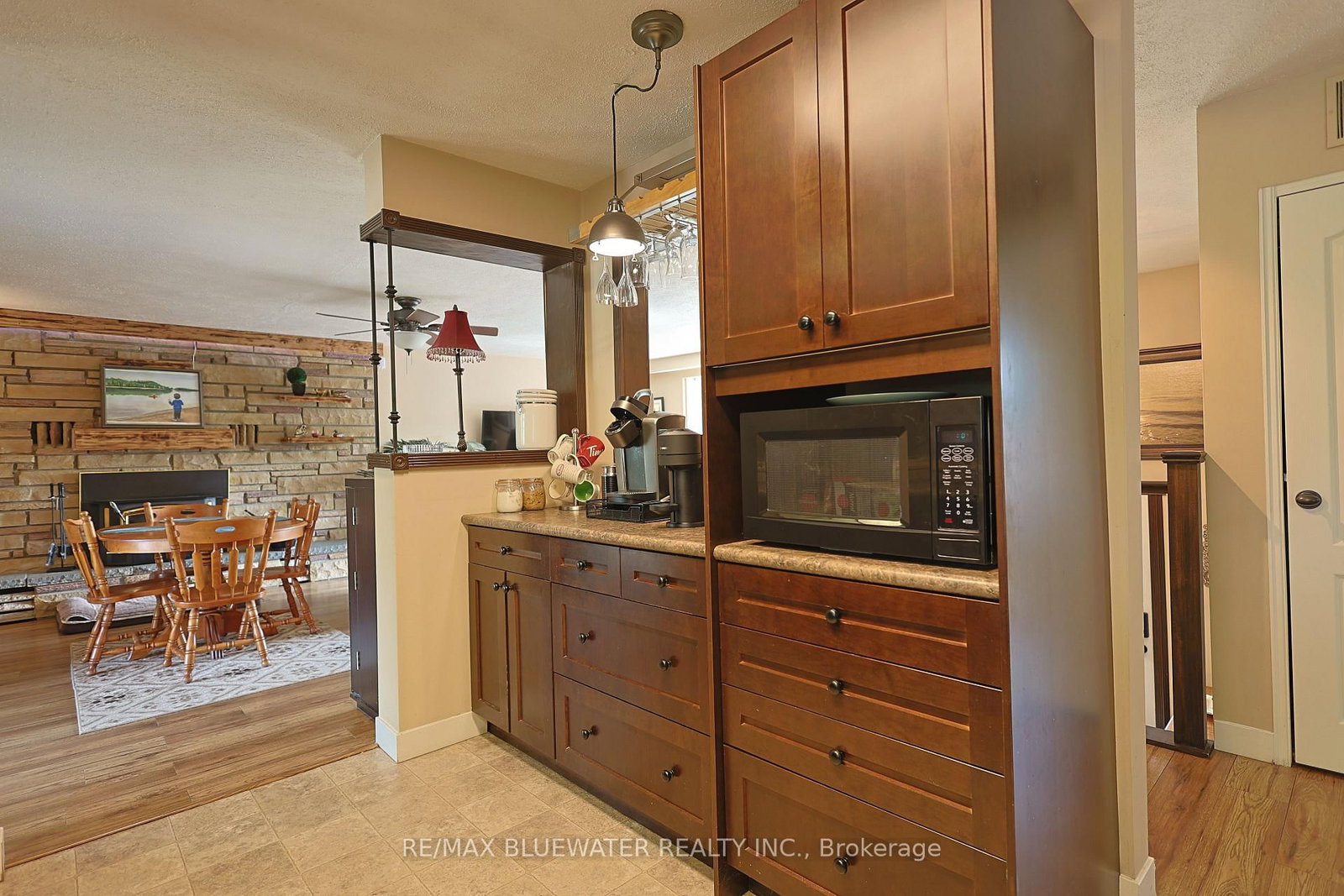 9997 Edward Street • Lambton Shores, ON photo 20