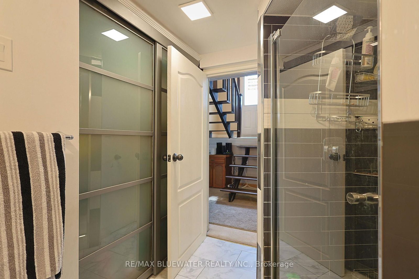 9997 Edward Street • Lambton Shores, ON photo 37