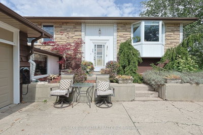 9997 Edward Street • Lambton Shores, ON photo 8