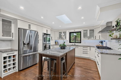 165 Whisperwood Avenue • London South, ON photo 9