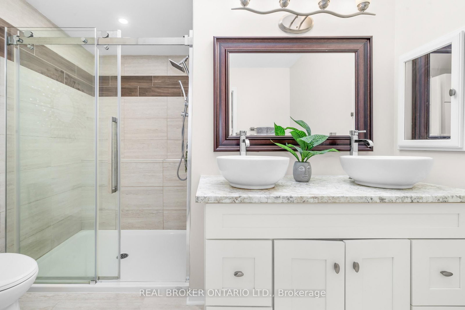 132 Macassa Circle • Ottawa, ON photo 36