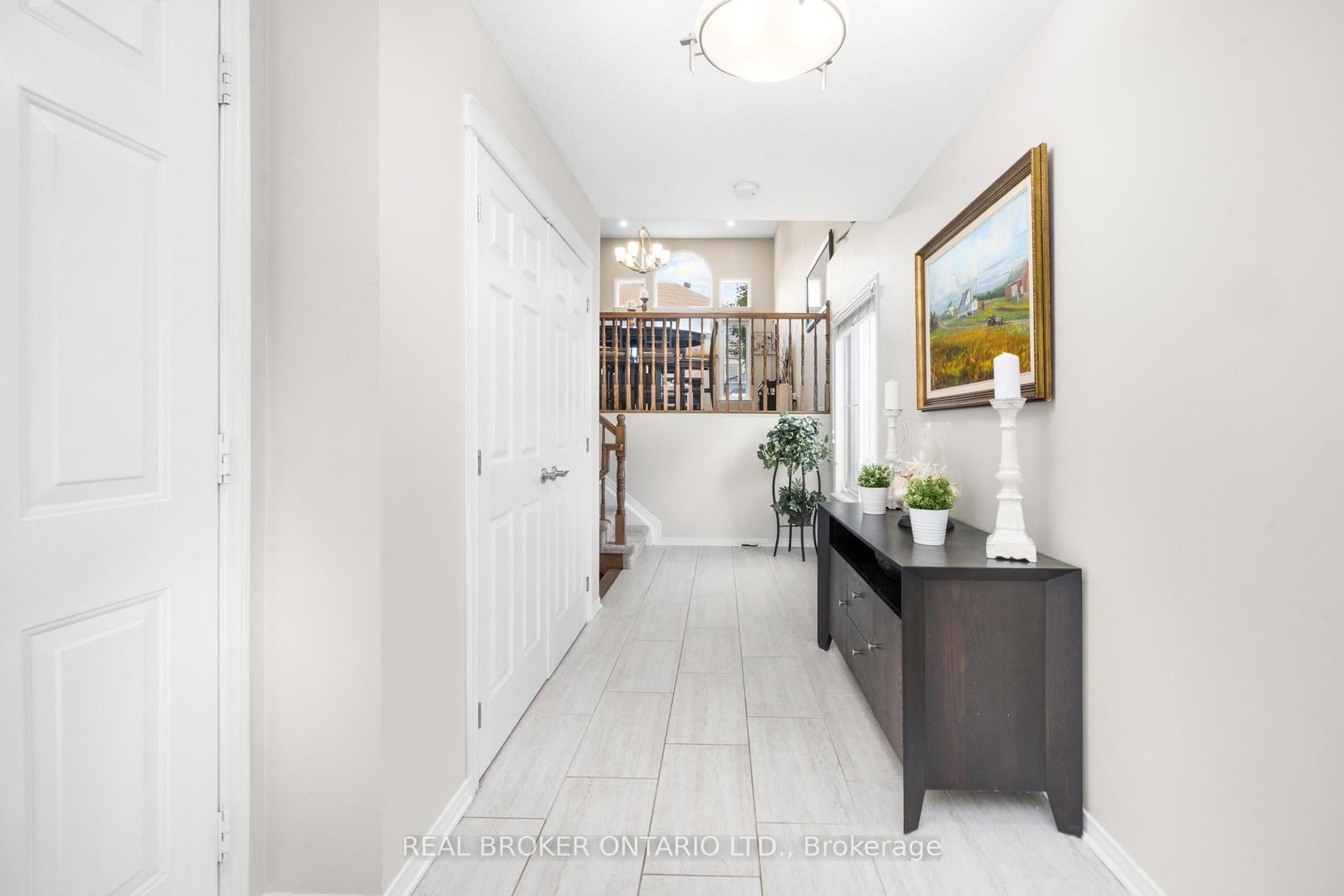 132 Macassa Circle • Ottawa, ON photo 6