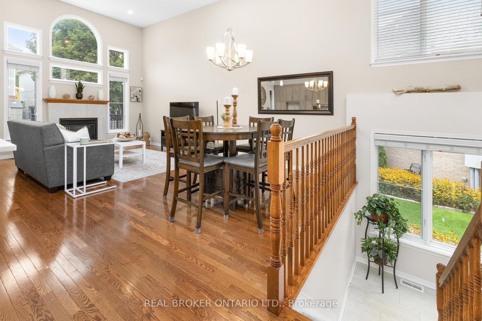 132 Macassa Circle • Ottawa, ON photo 8