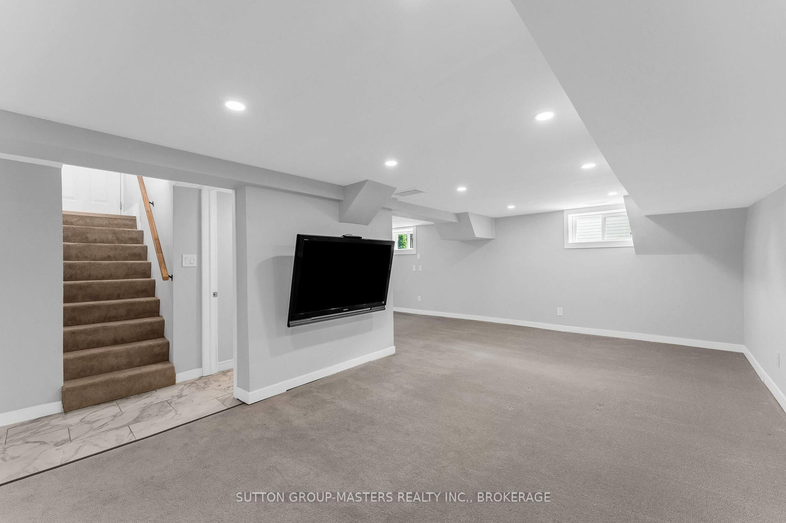 945 Victoria Street • Kingston, ON photo 22