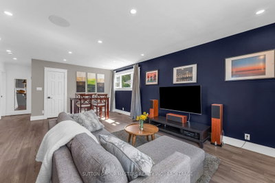 945 Victoria Street • Kingston, ON photo 4