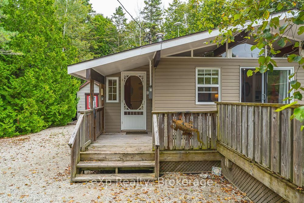 1431 Sunset Drive • South Bruce Peninsula, ON photo 2