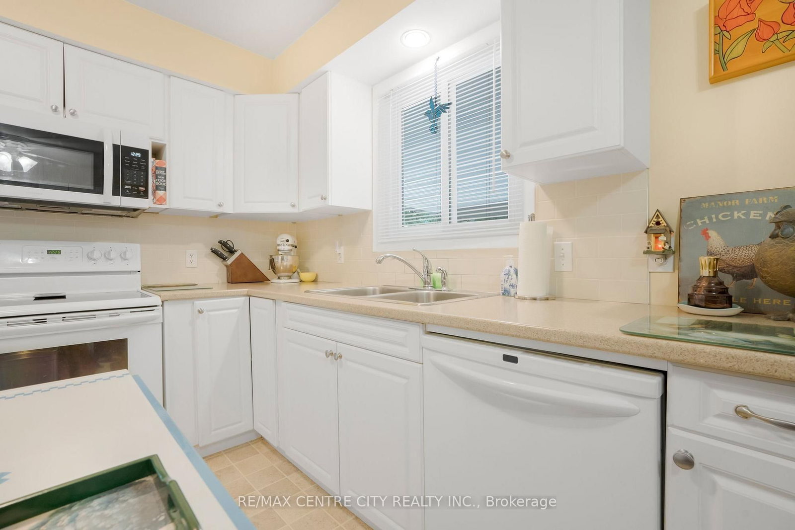 4 Quail Place • Chatham-Kent, ON photo 5