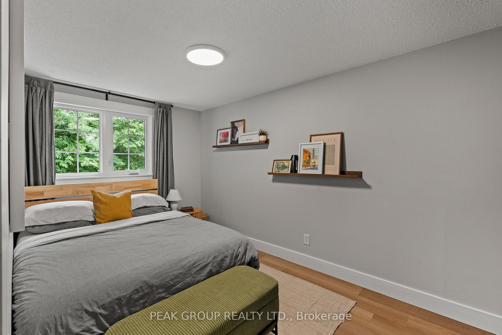 37 Elma Street • St. Catharines, ON photo 19