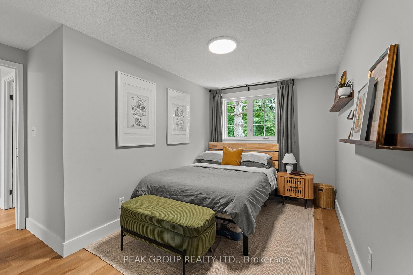 37 Elma Street • St. Catharines, ON photo 20