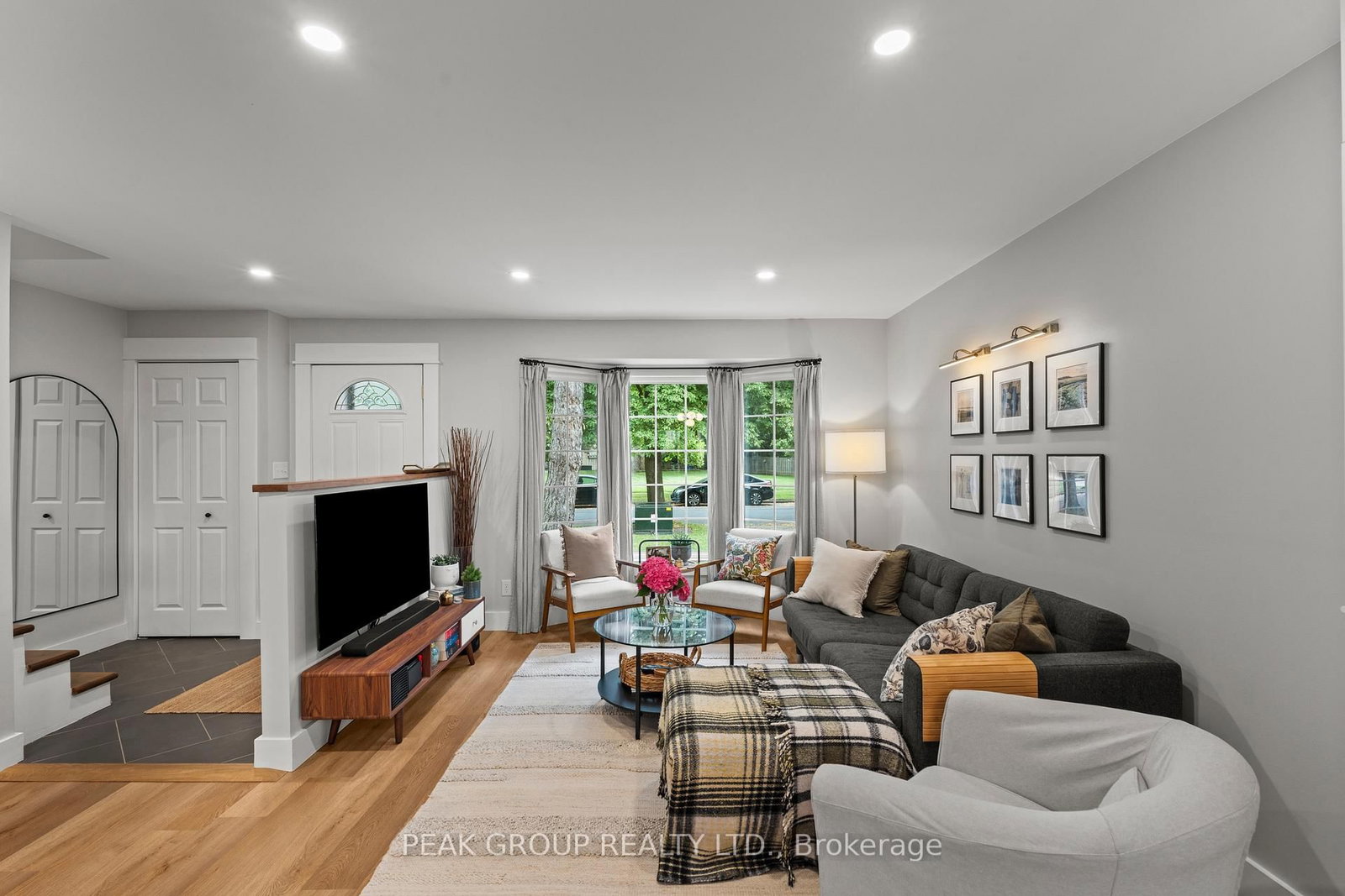 37 Elma Street • St. Catharines, ON photo 8