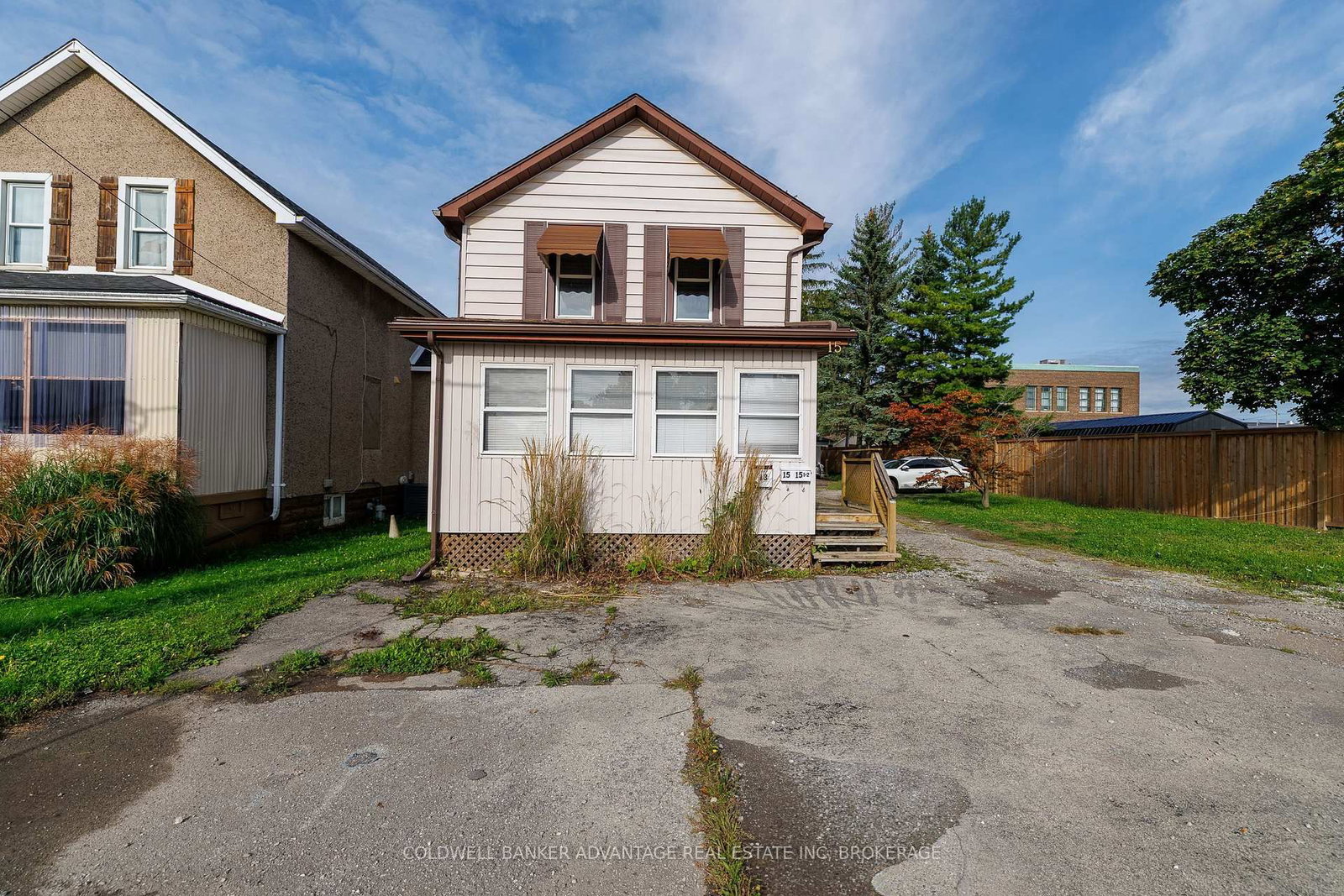 15 Duncan Street • Welland, ON photo 4