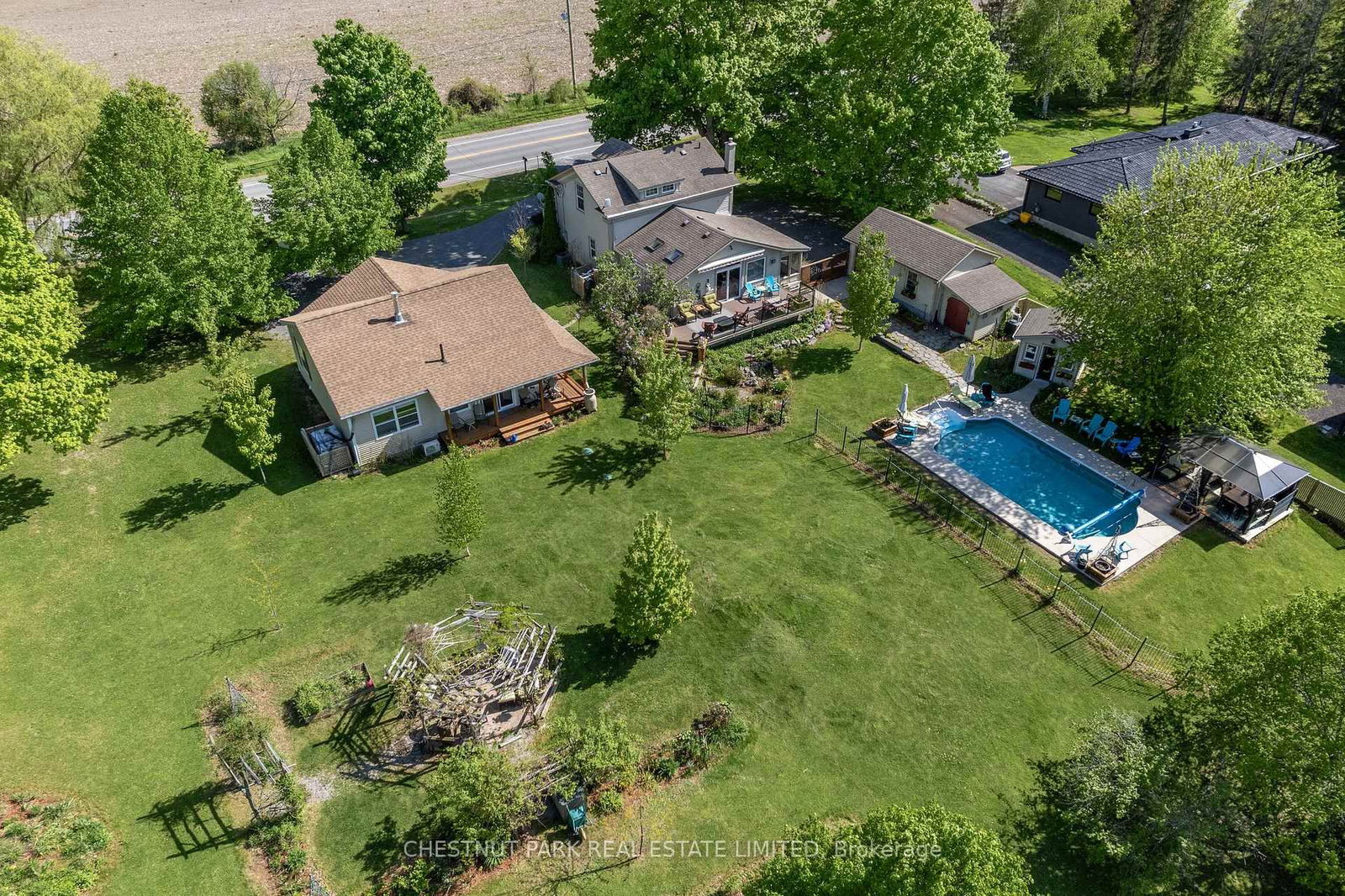 14782 Loyalist Parkway • Prince Edward County, ON photo 1