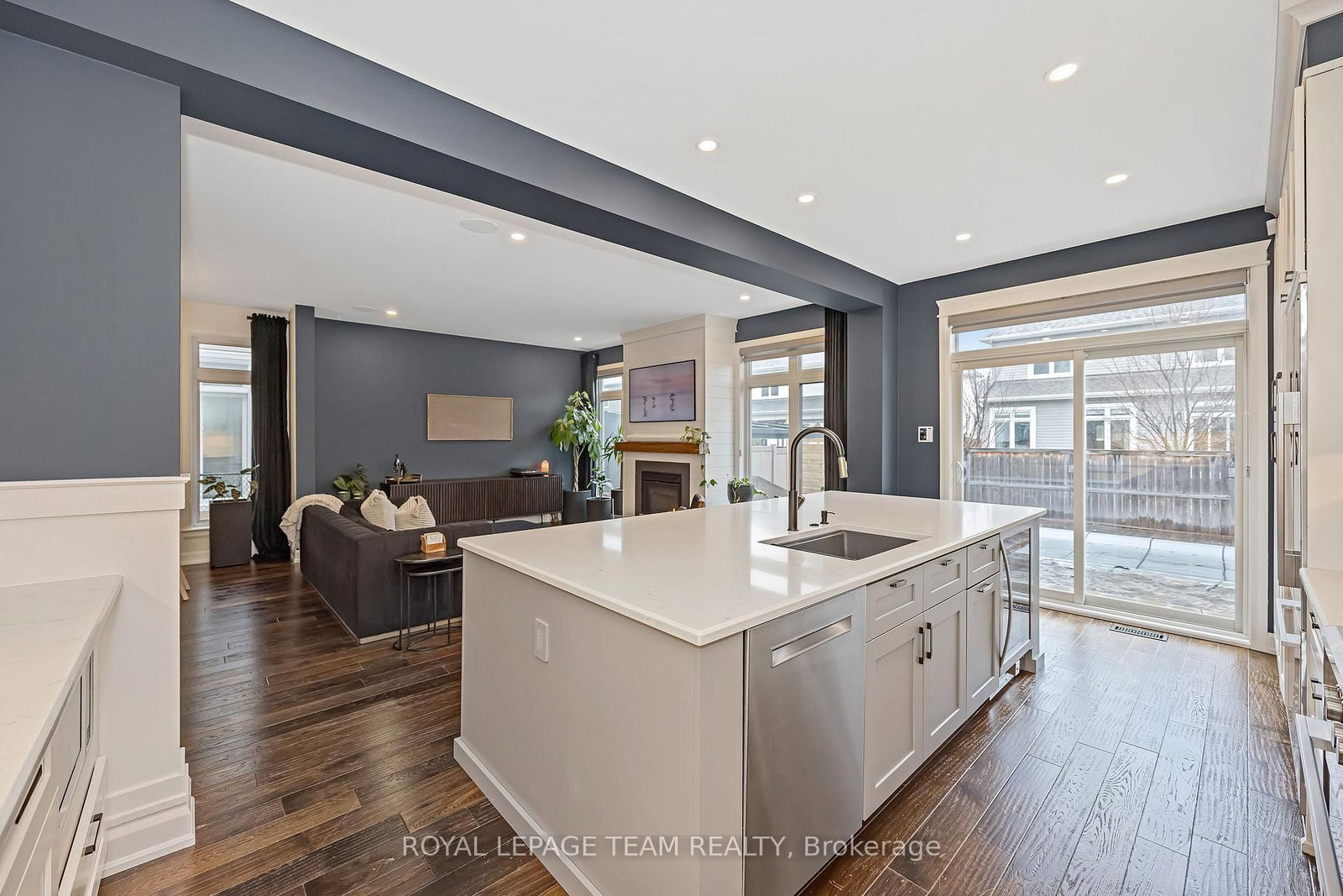2842 Grand Canal Street • Ottawa, ON photo 12