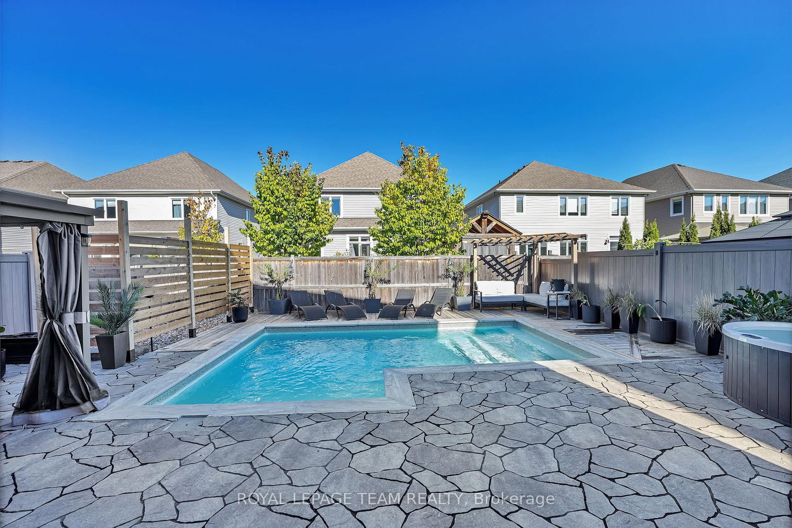 2842 Grand Canal Street • Ottawa, ON photo 43