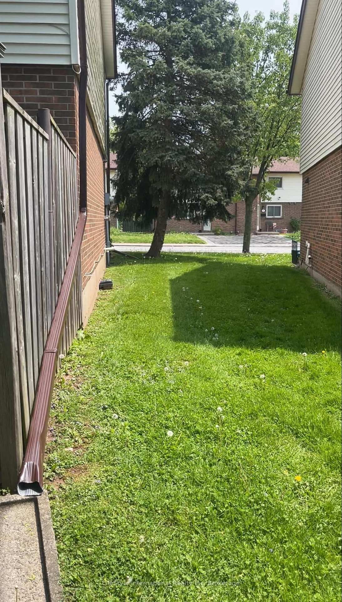 5982 Dunn Street • #4 • Niagara Falls, ON photo 32