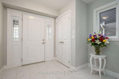 45 ROBERTSON Drive • Stratford, ON photo 5