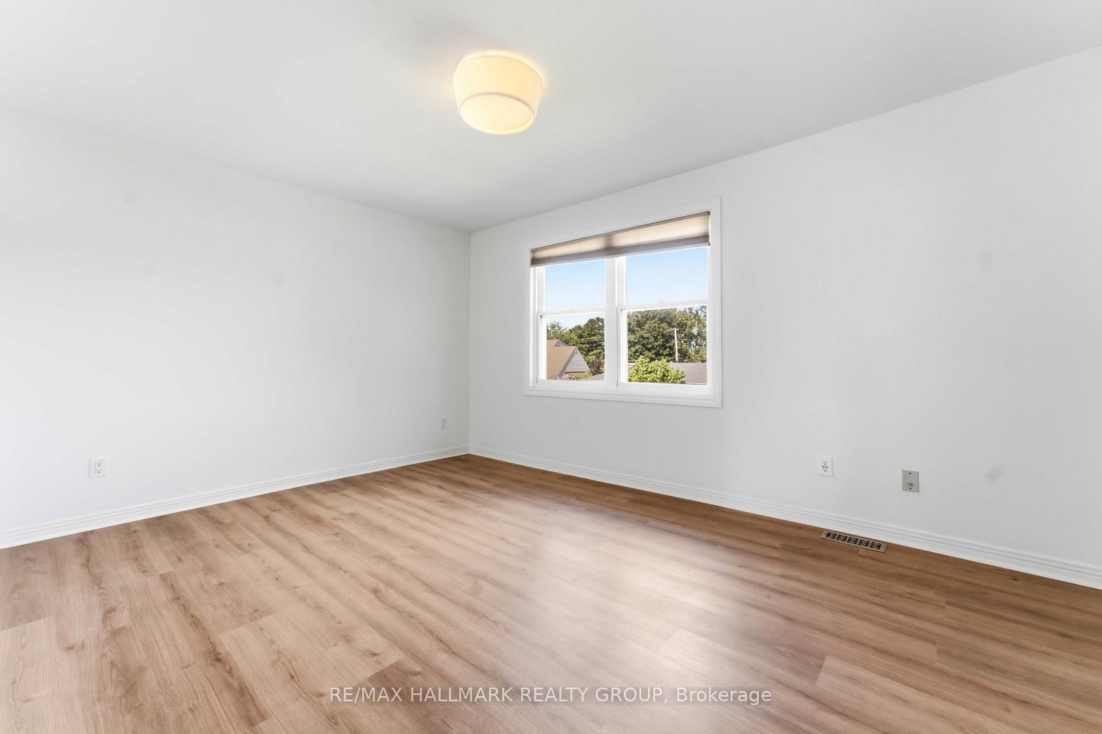 1380 Pebble Road • Ottawa, ON photo 22
